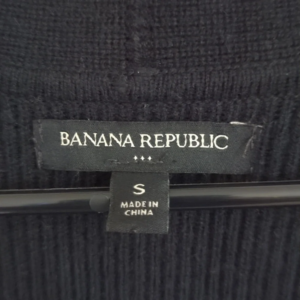 Banana Republic Classic Scoop Neck Ribbed Wool Blend Black Sweater Size Small